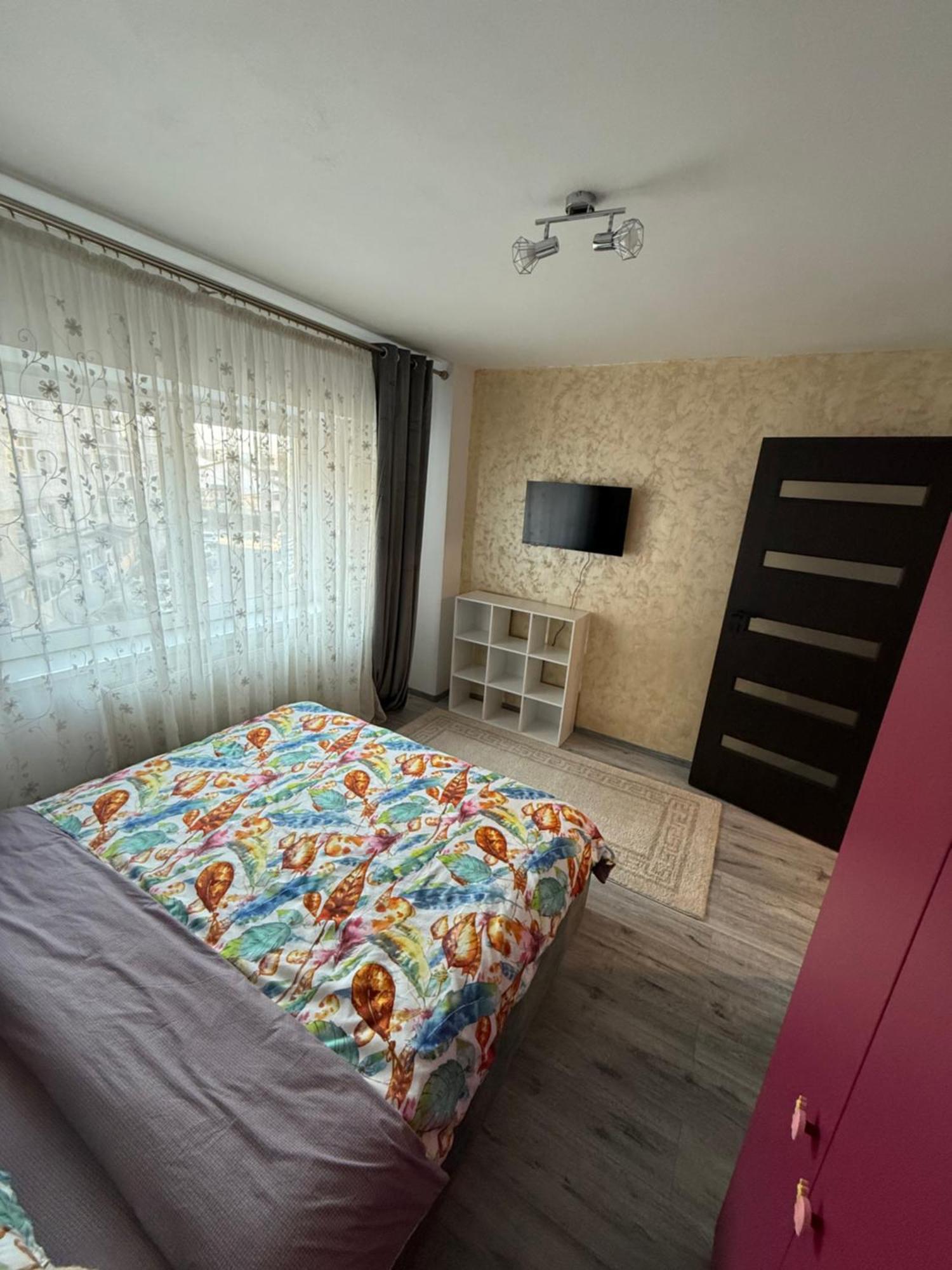 Apartament Cozy Dragasani Екстериор снимка