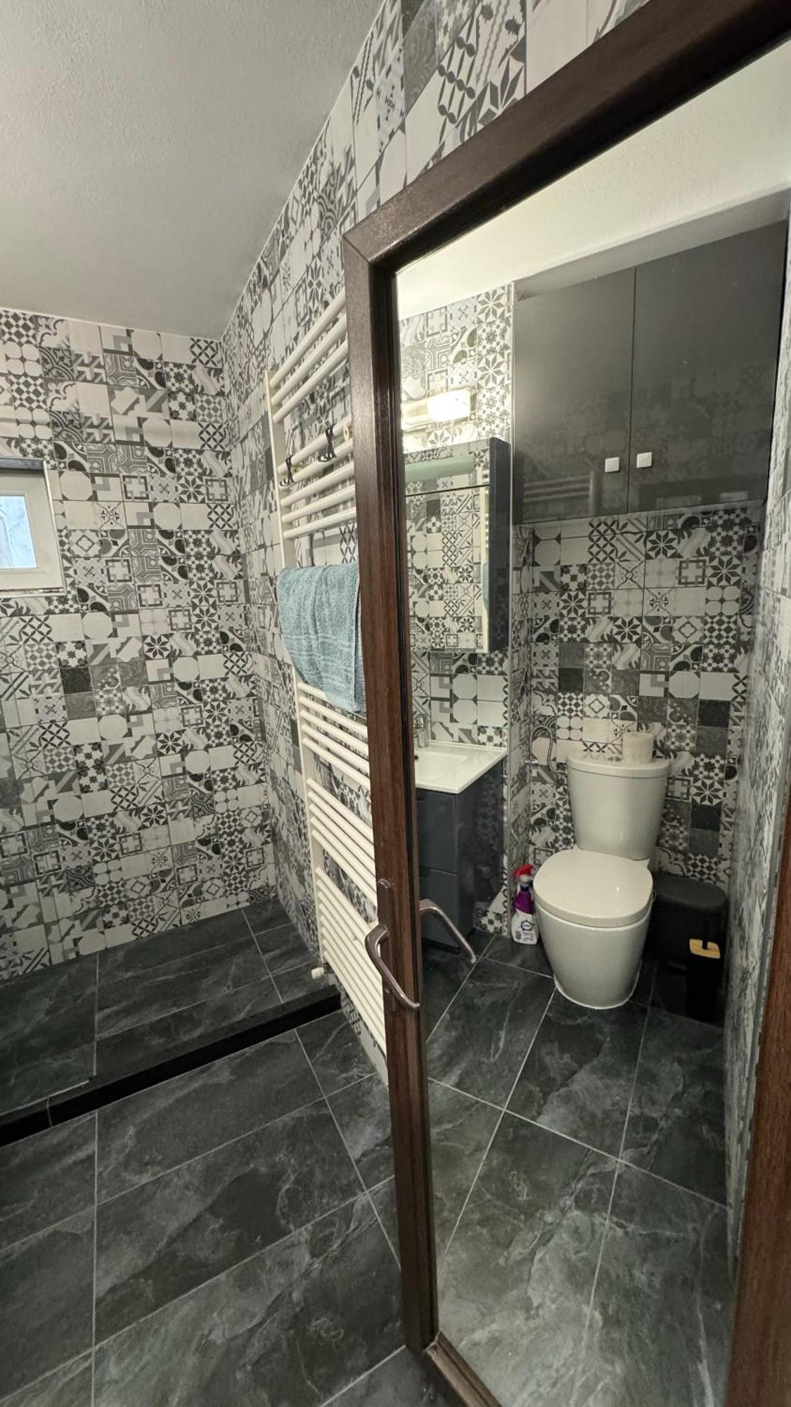Apartament Cozy Dragasani Екстериор снимка